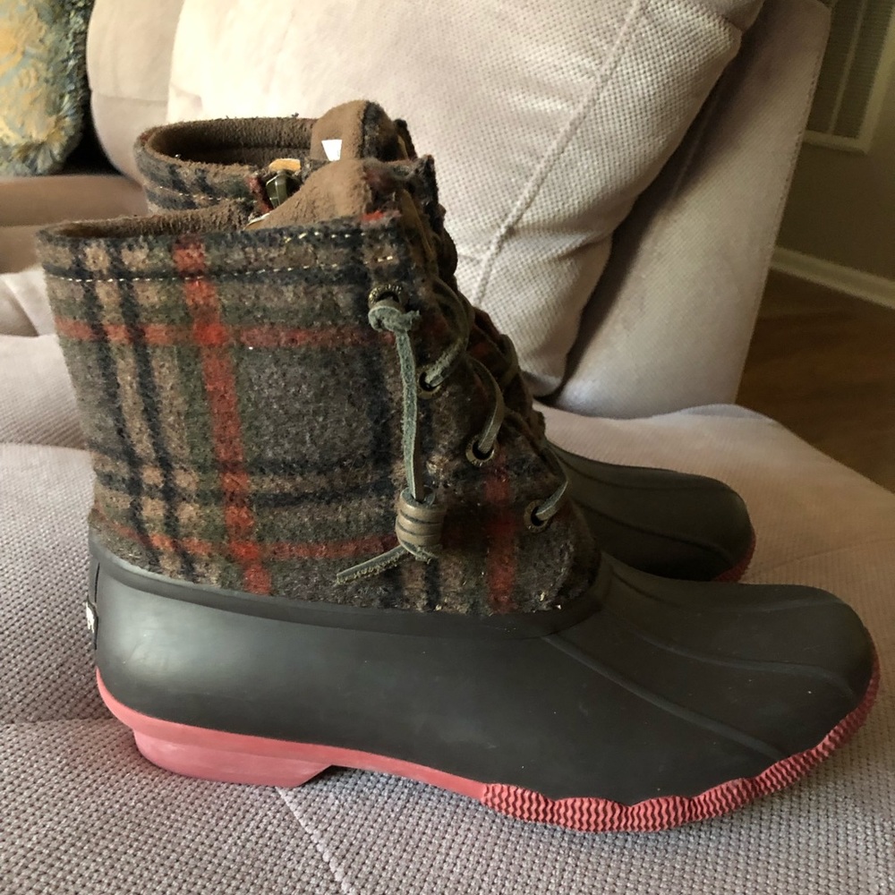 Sperry Duck Boots